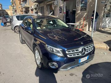 Mercedes gla