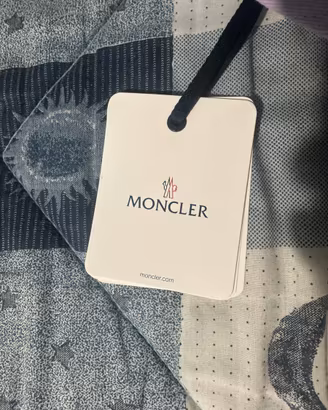 cappello moncler