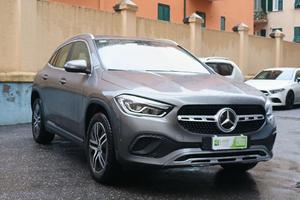 MERCEDES-BENZ GLA 250 Automatic 4Matic Premium P
