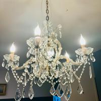 Lampadario in vetro e cristallo a goccia