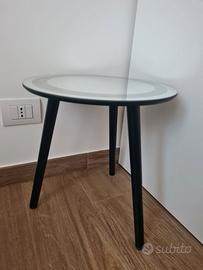 Tavolino in vetro
