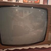 TV VINTAGE SABA T240