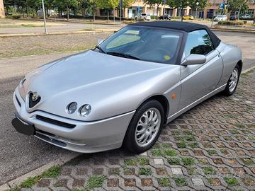 Alfa Romeo GTV Spider