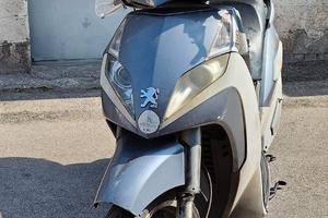 PEUGEOT GEOPOLIS 250 – Anno 2010 –