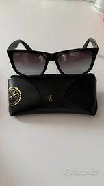Ray-Ban modello Justin Classic