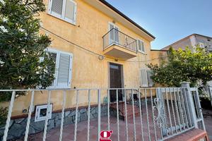 Casa Indipendente Castelnuovo Cilento