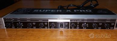 Crossover Attivo Behringer Super-X Pro CX231
