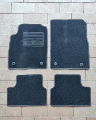 Tappeti per Audi A4 B5 (1994–2001)