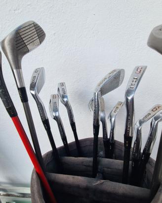 Attrezzatura da golf completa con tutti accessori