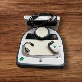 FOLLETTO VR200 ROBOT ASPIRAPOLVERE