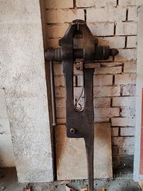 antica morsa fabbro falegname