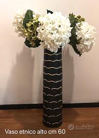 Vaso etnico h. 60 cm nero (fiori esclusi)