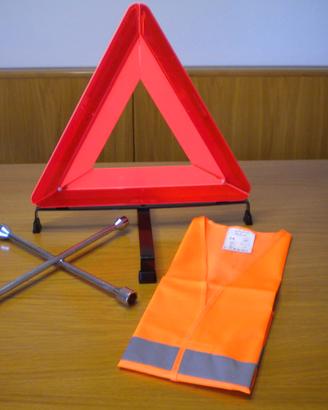 KIT EMERGENZA AUTO