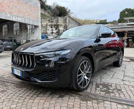 MASERATI Levante V6 Diesel 275 CV AWD