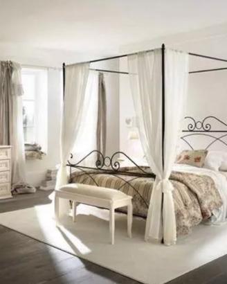 Letto a Baldacchino in ferro battuto Sabrina