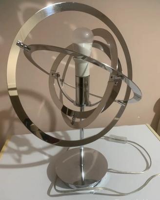 Lampada atomo in acciaio perfettamente funzionante