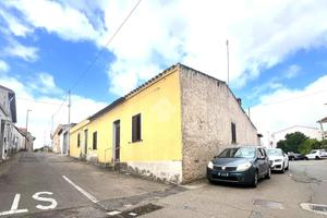 CASA INDIPENDENTE A SOLARUSSA