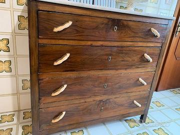 Cassettone antico restaurato