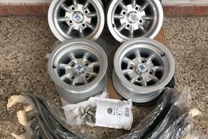 Cerchi 6 x 10 mini cooper rover epoca