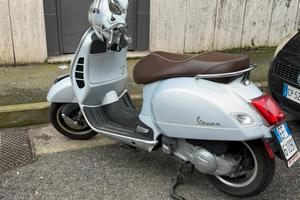 vespa gts