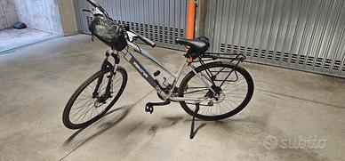 bicicletta trekking 