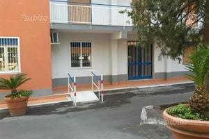 Due camere in condominio per studentesse