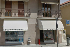 Locale commerciale ex tabacchino