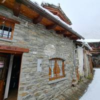 CASA SEMINDIPENDENTE A RHEMES-SAINT-GEORGES