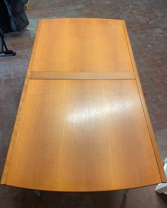 Tavolo allungabile + 4 sedie Calligaris