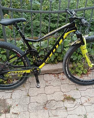 SCOTT SPARK RC 900 WORLD CUP