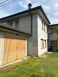 Porzione di bifamiliare al grezzo