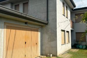 Porzione di bifamiliare al grezzo