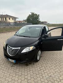 Lancia  Ypsilon