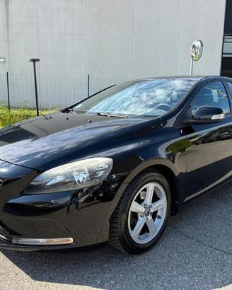 VOLVO V40 D2 1.6 Kinetic NEOPATENTATI - CLIMA AU