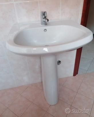 Lavabo a colonna