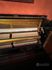 Pianoforte verticale