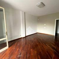 NEGOZIO A PONZANO VENETO