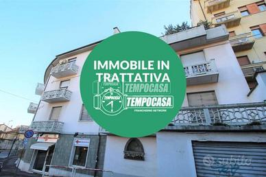 APPARTAMENTO IN CENTRO CON SPLENDIDO TERRAZZO.