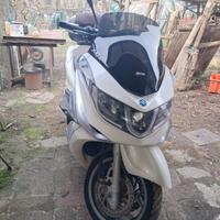 Piaggio x10