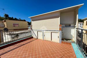 3 LOCALI A LACCO AMENO