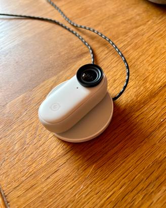 Insta360 GO2 64GB + accessori