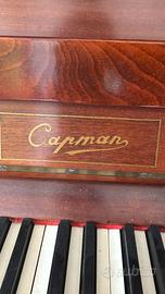 pianoforte a muro marca Capman perfettamente