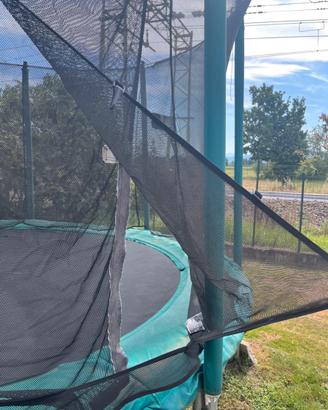 Trampolino elasastico