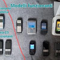 Lotto di 11 cellulari usati di cui 8 funzionanti