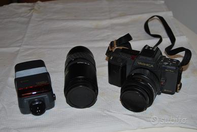 Macchina fotografica Yashica + obbiettivi e flash