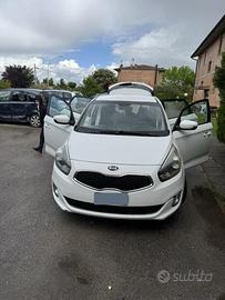 Kia carens 17 crd