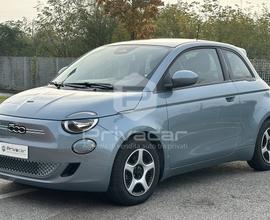 FIAT 500 La Prima Berlina 42 kWh