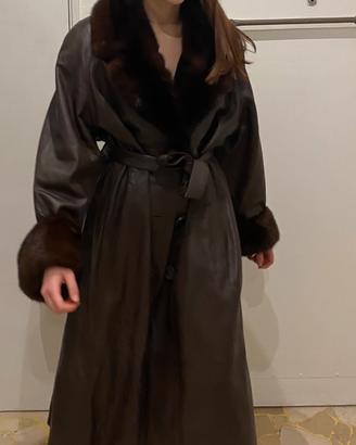 Trench vintage in vera pelle, collo in pelliccia