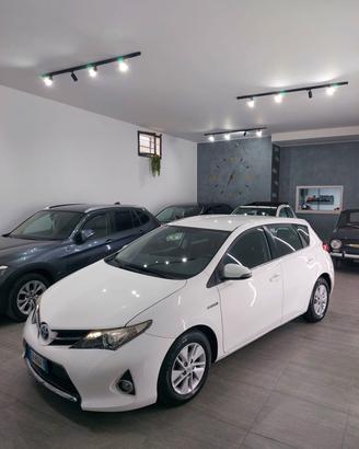 Toyota Auris 1.8 Hybrid 5 porte Lounge