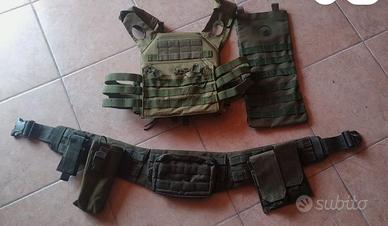 Giubbotto Tattico + Accessori